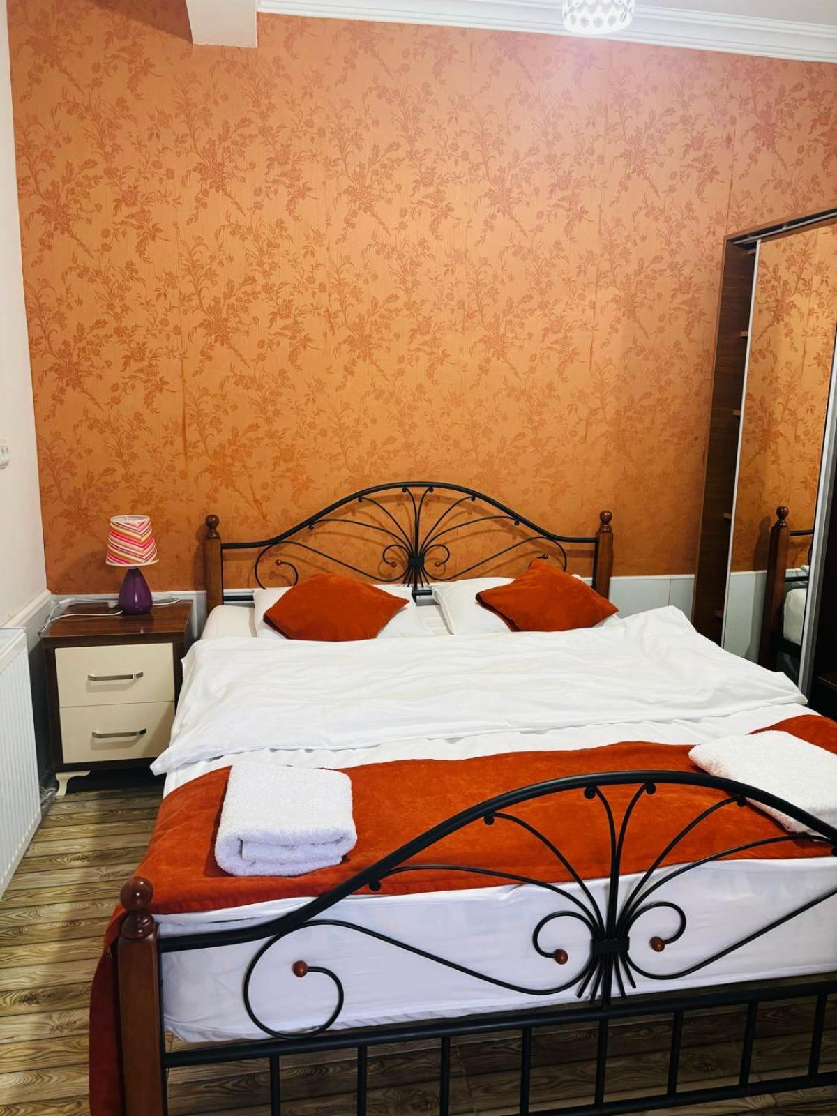 Nana'S House Hotel Batumi Eksteriør billede